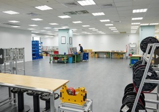 l_965576701457516665